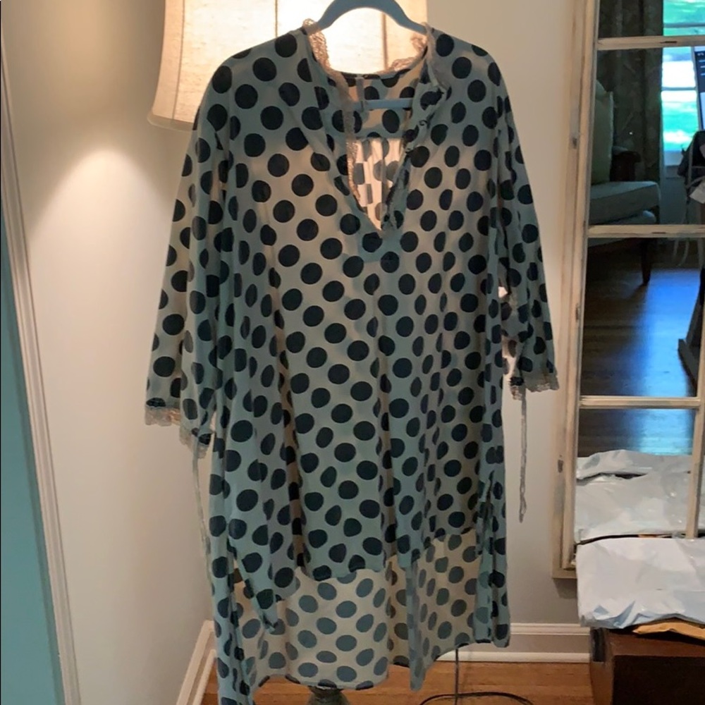 Magnolia Pearl cotton high low Polka Dot shirt